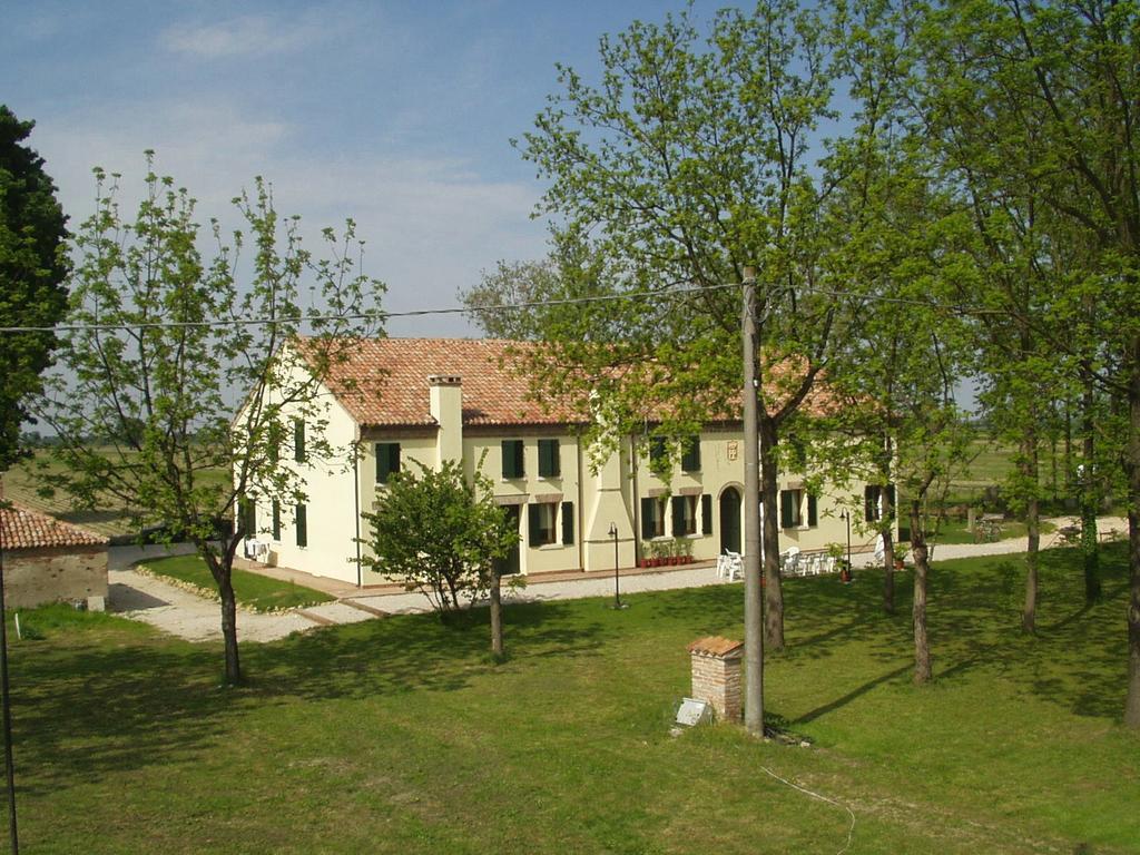 Вілла Agriturismo Principe Pio Crespino Екстер'єр фото