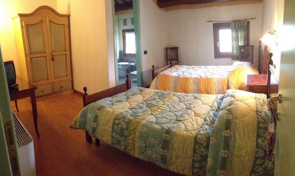 Вілла Agriturismo Principe Pio Crespino Екстер'єр фото